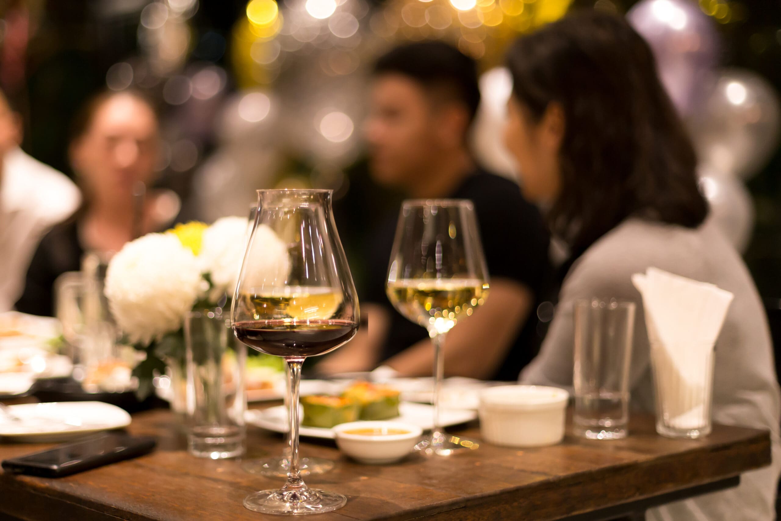 High Wine ervaring bij Restaurant Vlaar met meerdere glazen wijn.